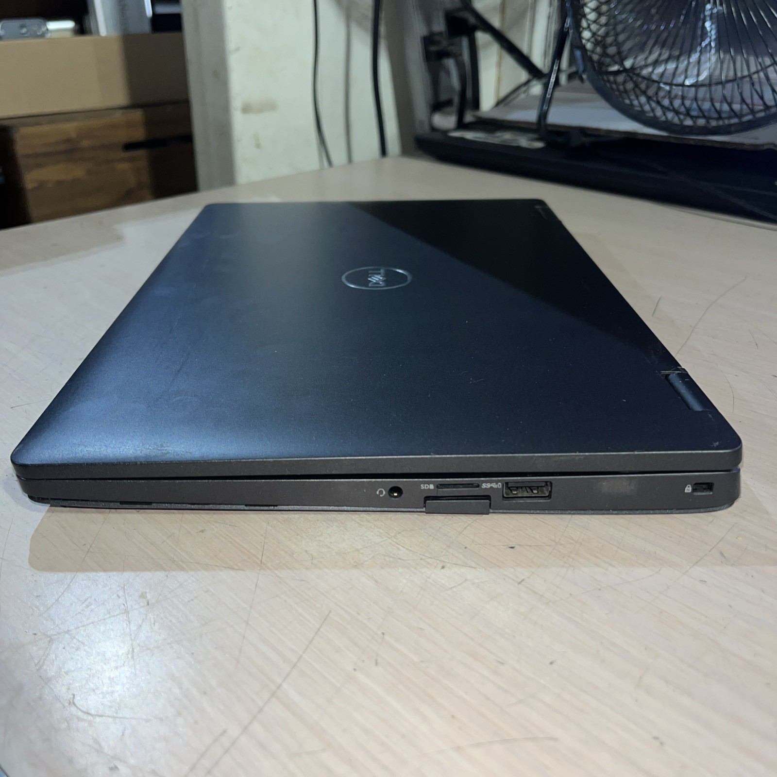DELL LATITUDE 5300 2 IN 1 INTEL CORE I7-8665U 1.90GHZ 16GB RAM NO HD / TOUCH “