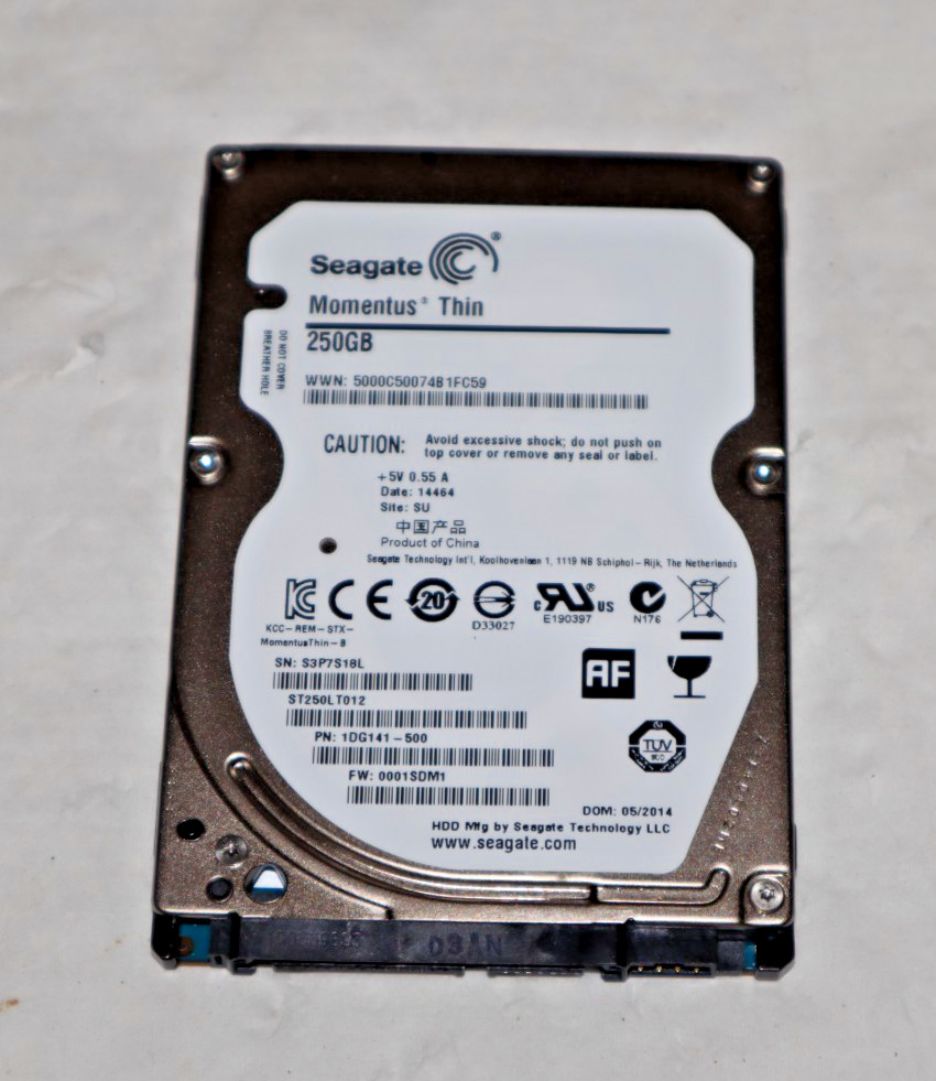 Lot of 5 Seagate Thin HDD ST250LT012 250 GB 2.5″ SATA III Laptop Hard Drive