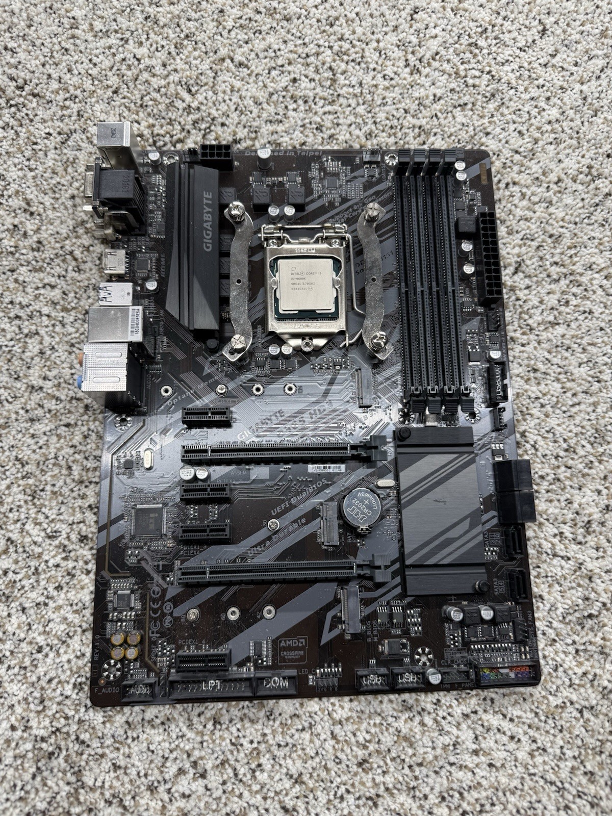 GIGABYTE B365M HD3 MicroATX LGA1151 Motherboard w/ Intel Core i5-9400F