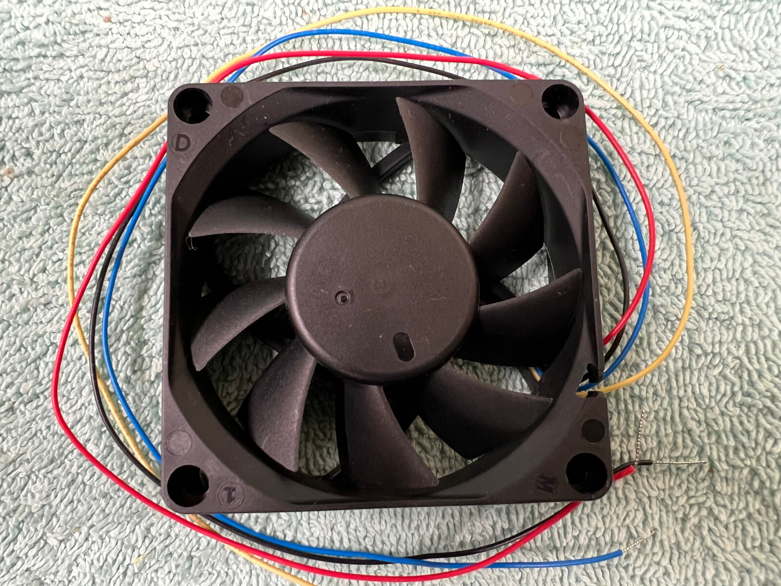 Delta Electronics DC Brushless Fan AFC0712DD – DC12V, 0.45A, TP10 (NEW)