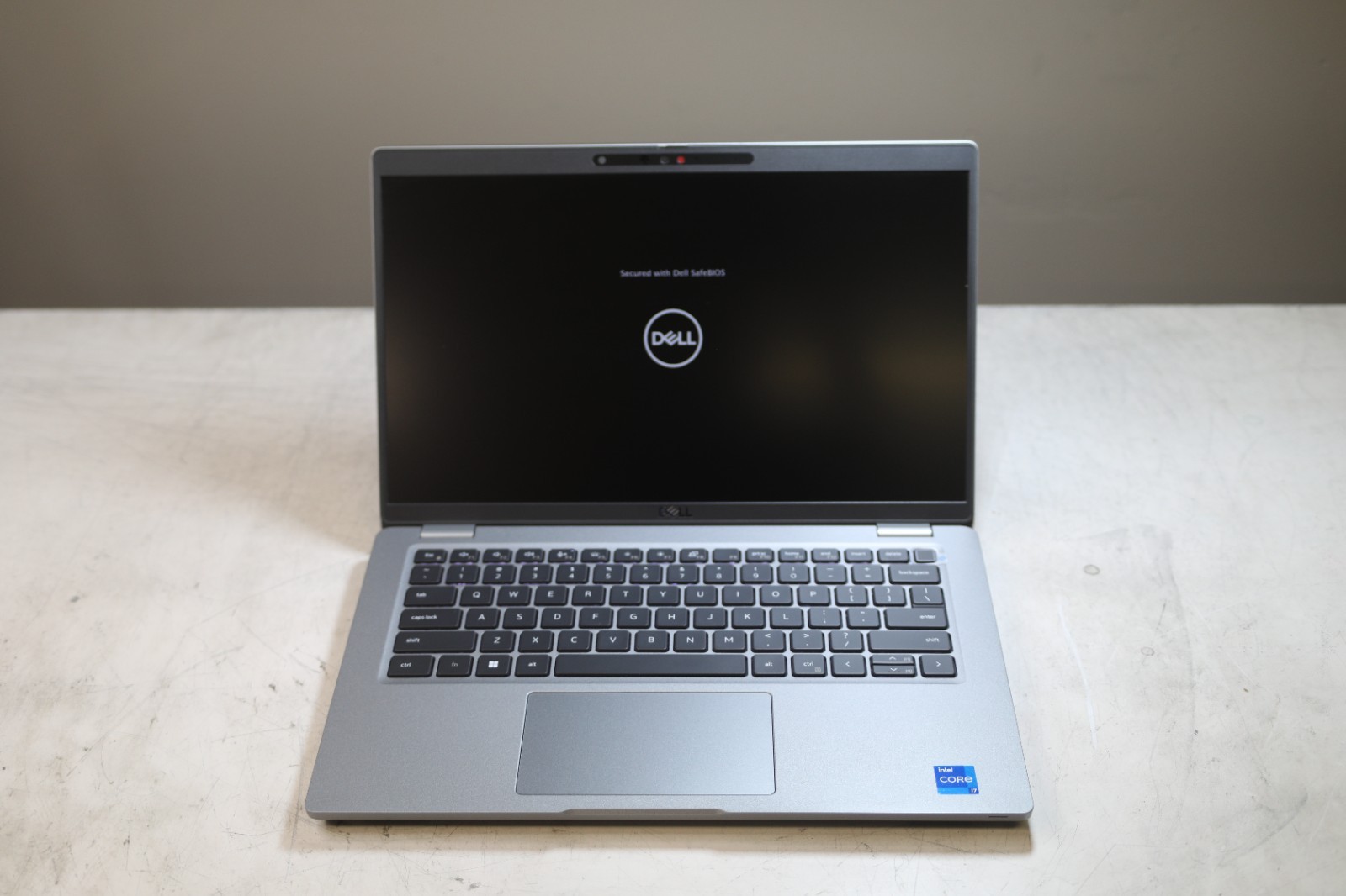 Dell Precision 3470 12th Gen Intel(R) Core(TM) i7-1260P-16GB RAM-51GB NVMe-