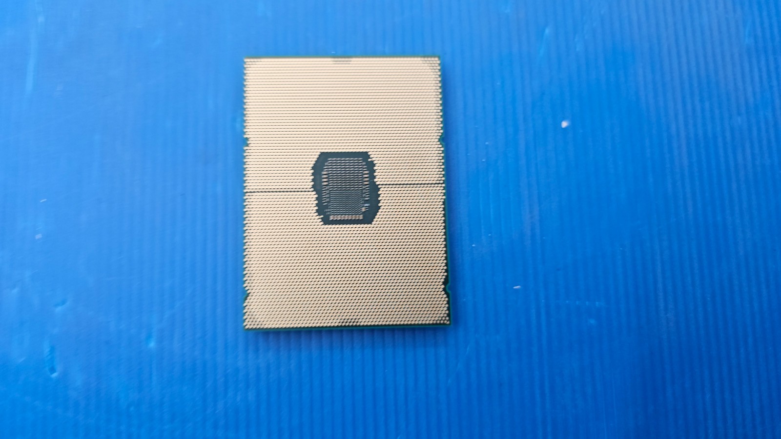 Intel Xeon Platinum 8380 CPU Socket LGA4189 Intel SRKHR 2.3Ghz 40-Core 80-Thread