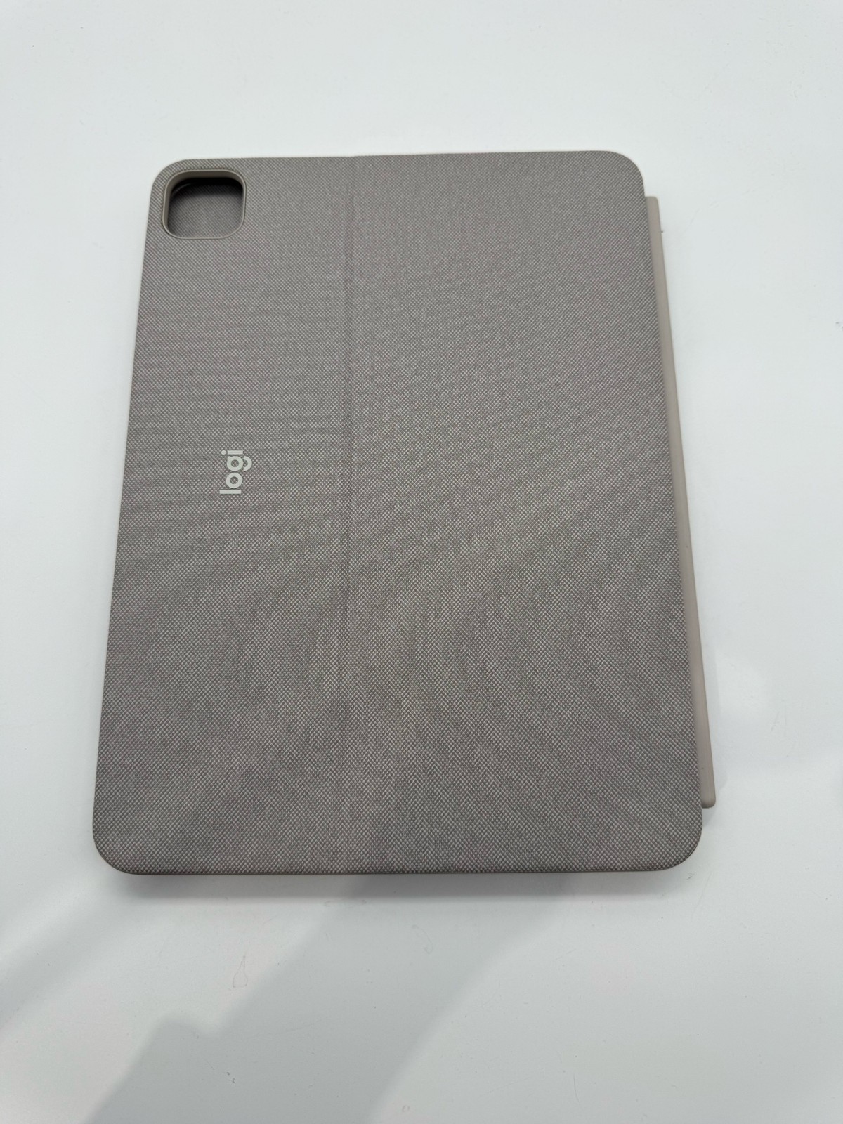 Logitech Combo Touch Keyboard Case iPad Pro 11-inch Backlit Sand