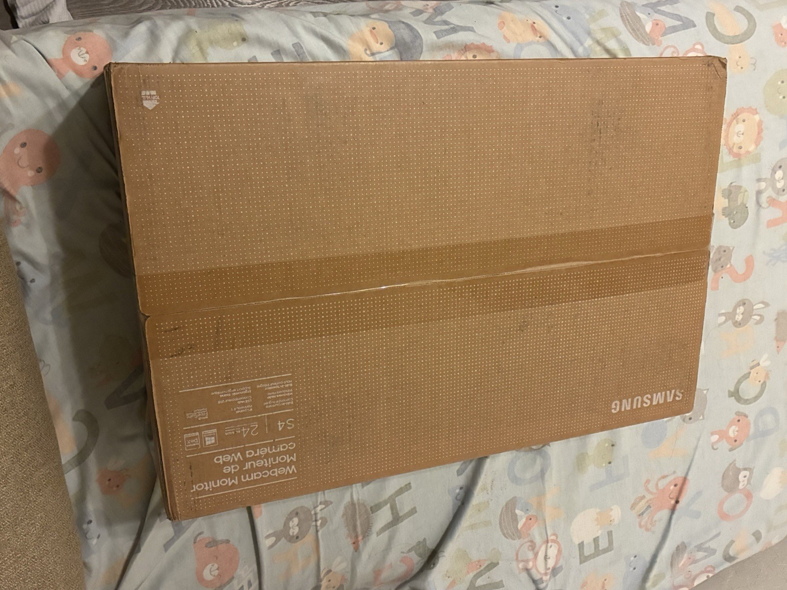 Samsung 24″ S24A400VEN Flat Panel Monitor S40VA Series, IPS, 75Hz, Webcam, HDMI