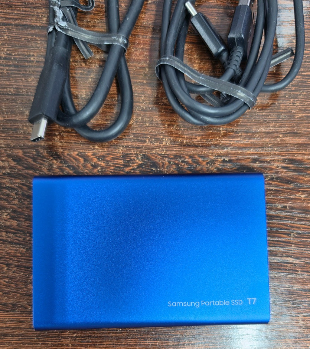 1TB Samsung T7 1TB Portable External SSD in Blue – New Other – Never Used