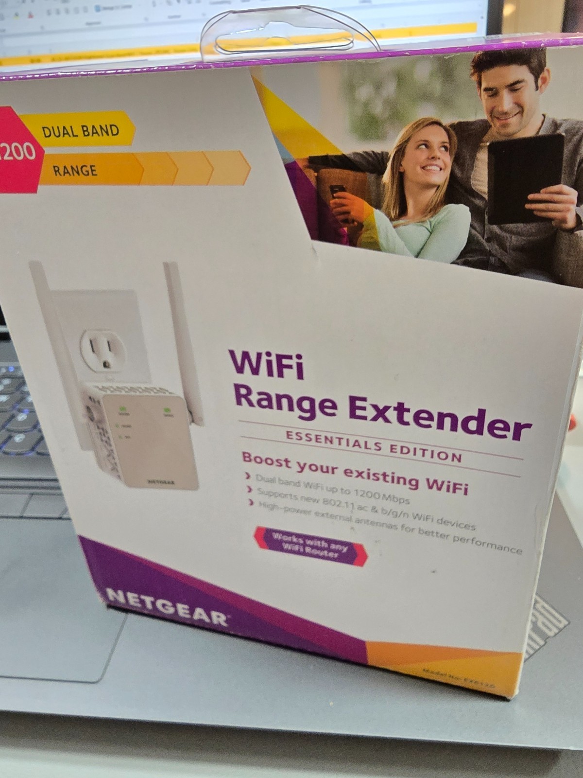 NETGEAR AC1200 Wi-Fi Range Extender – EX6120
