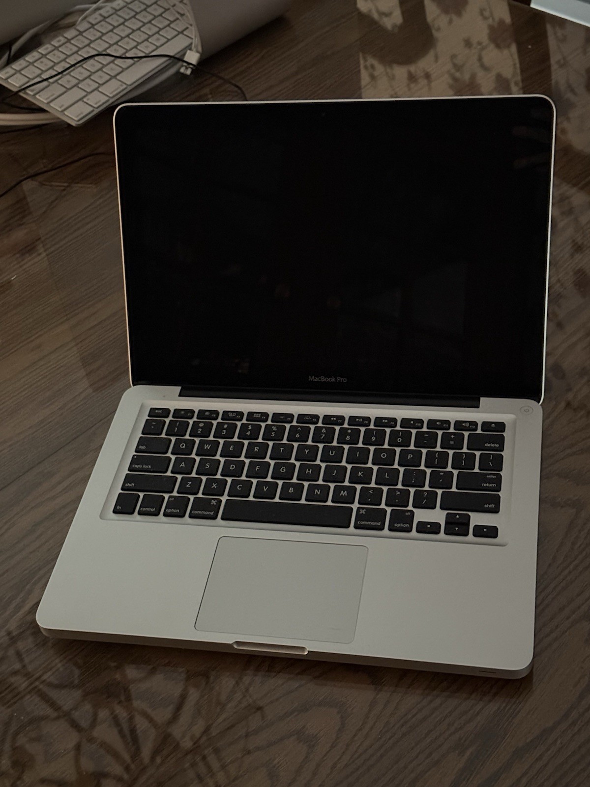 Apple MacBook Pro 13″ (1TB SSD, Intel Core i5, 2.5GHz, 8GB RAM) Upgraded & Works