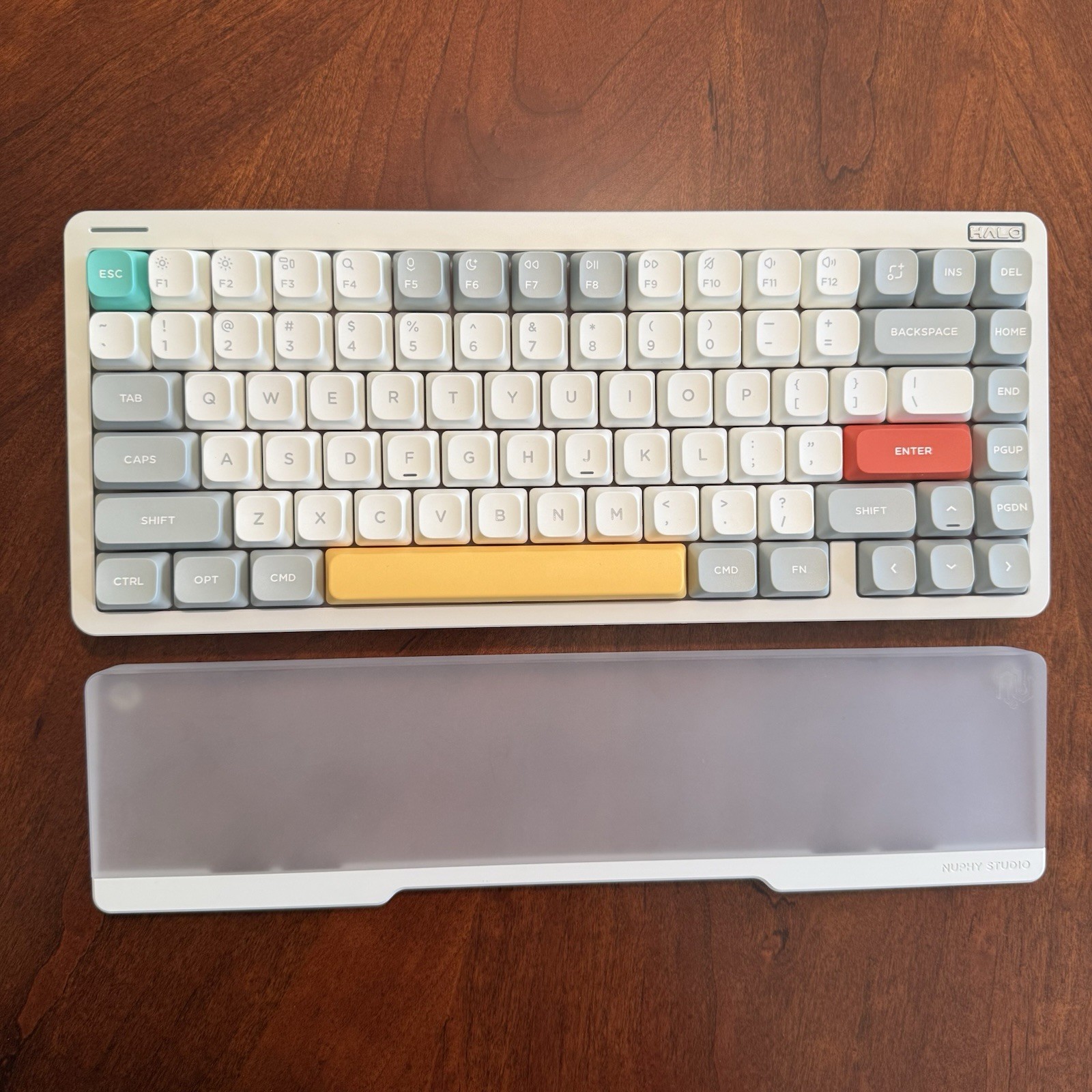 Nuphy Halo75 V2 White Mechanical Gaming Keyboard + Wrist Rest – Raspberry Switch