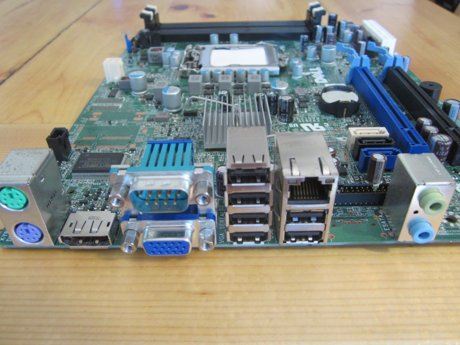 Dell OptiPlex 990 SFF LGA 1155 DDR3 SDRAM Desktop Motherboard D6H9T