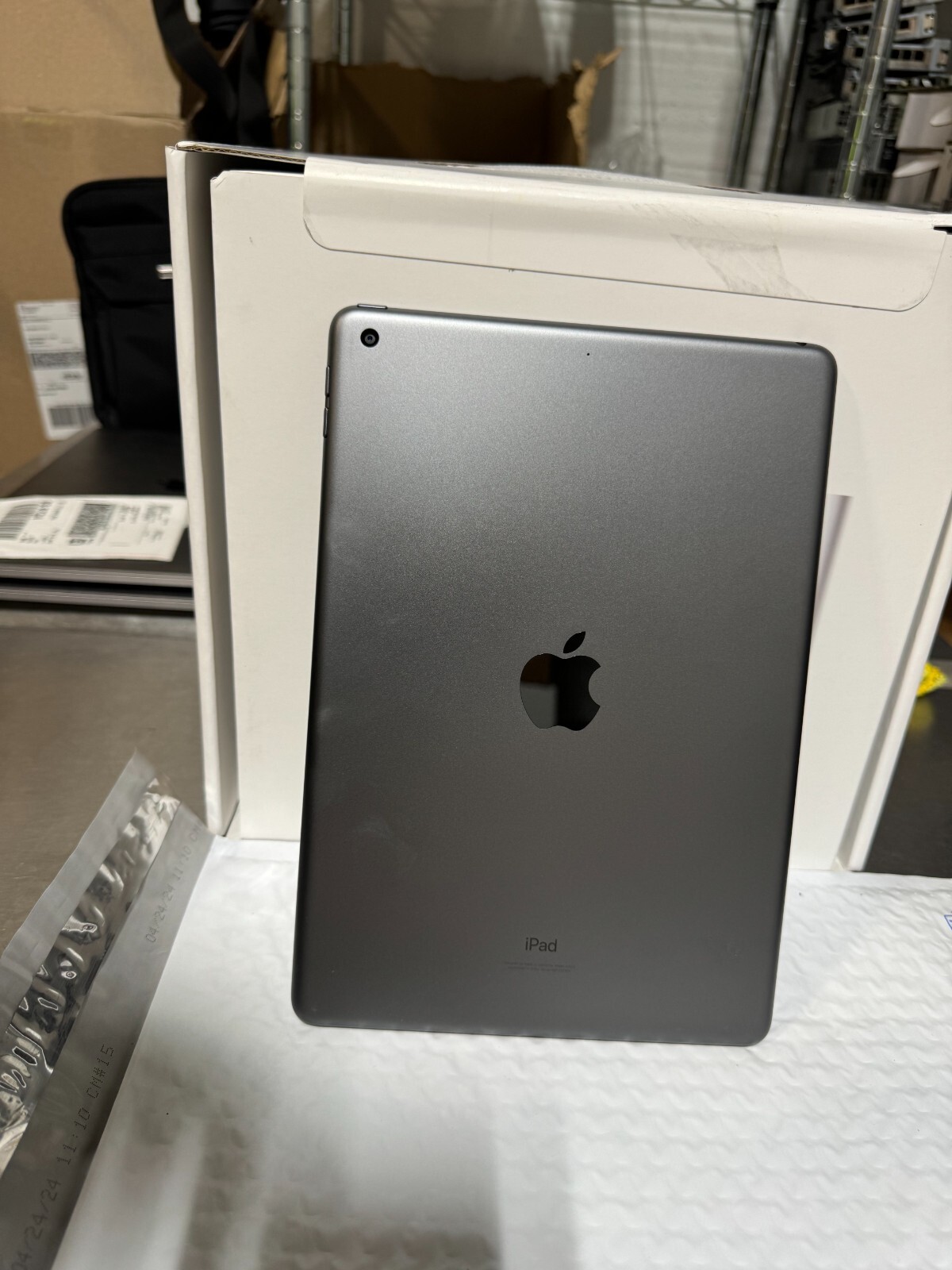 Apple iPad 9th Generation A2602 10.2″ Space Gray 64GB WiFi