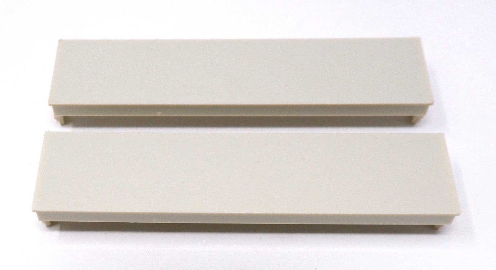FONDASONIC INT’L CO., LTD GRAY 3.5″ DRIVE BAY COVER BLANK, 2 PACK – NEW