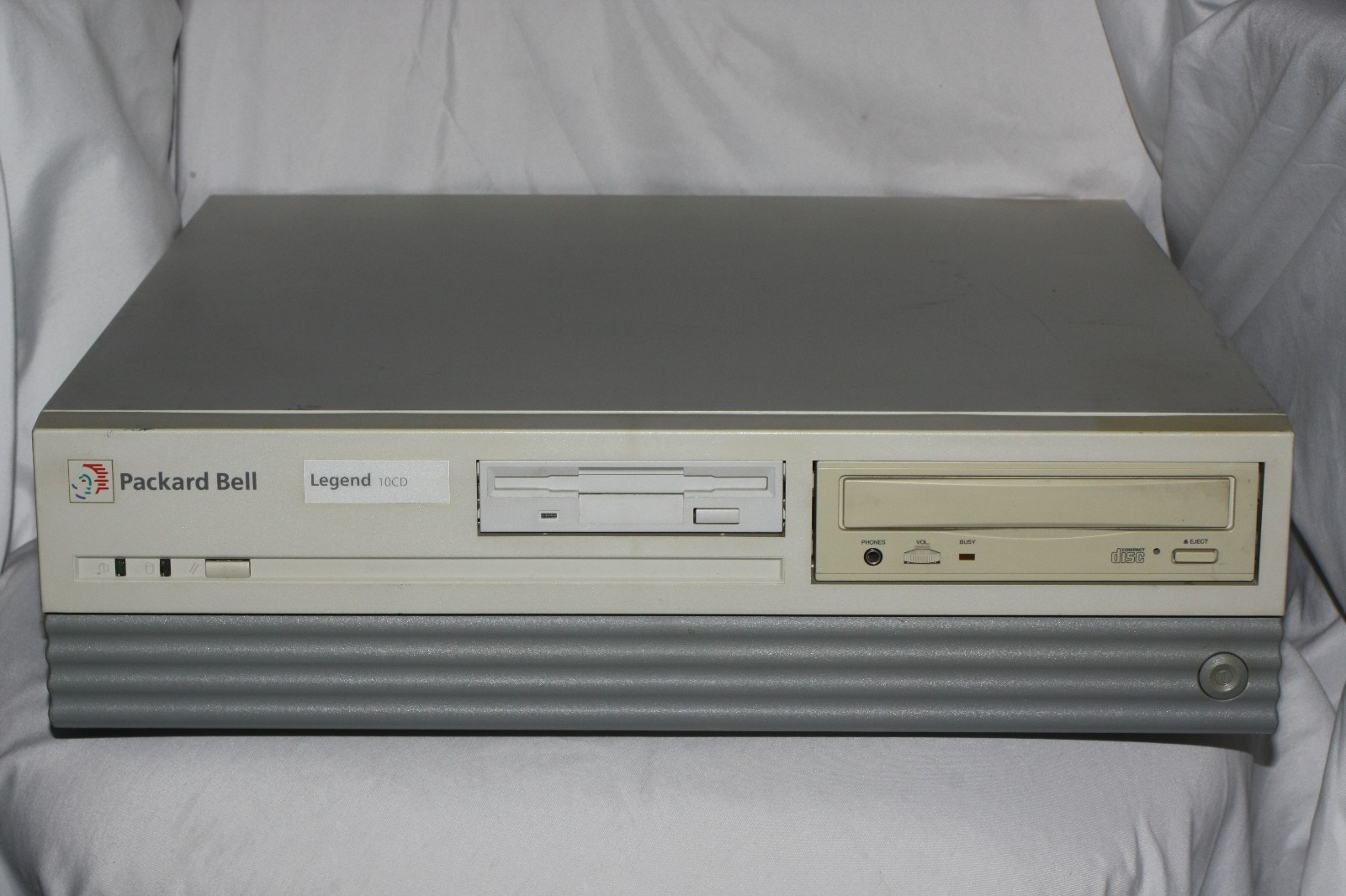 Packard Bell Legend 10CD 486SX2 50MHz 20 MB RAM vintage computer, BOOTS TO BIOS