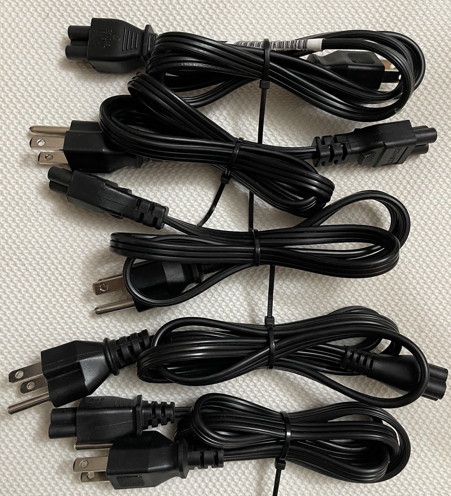 Genuine Lenovo 150W 20.0V 7.5A AC Adapter With Power Cord/ADP-150BH B