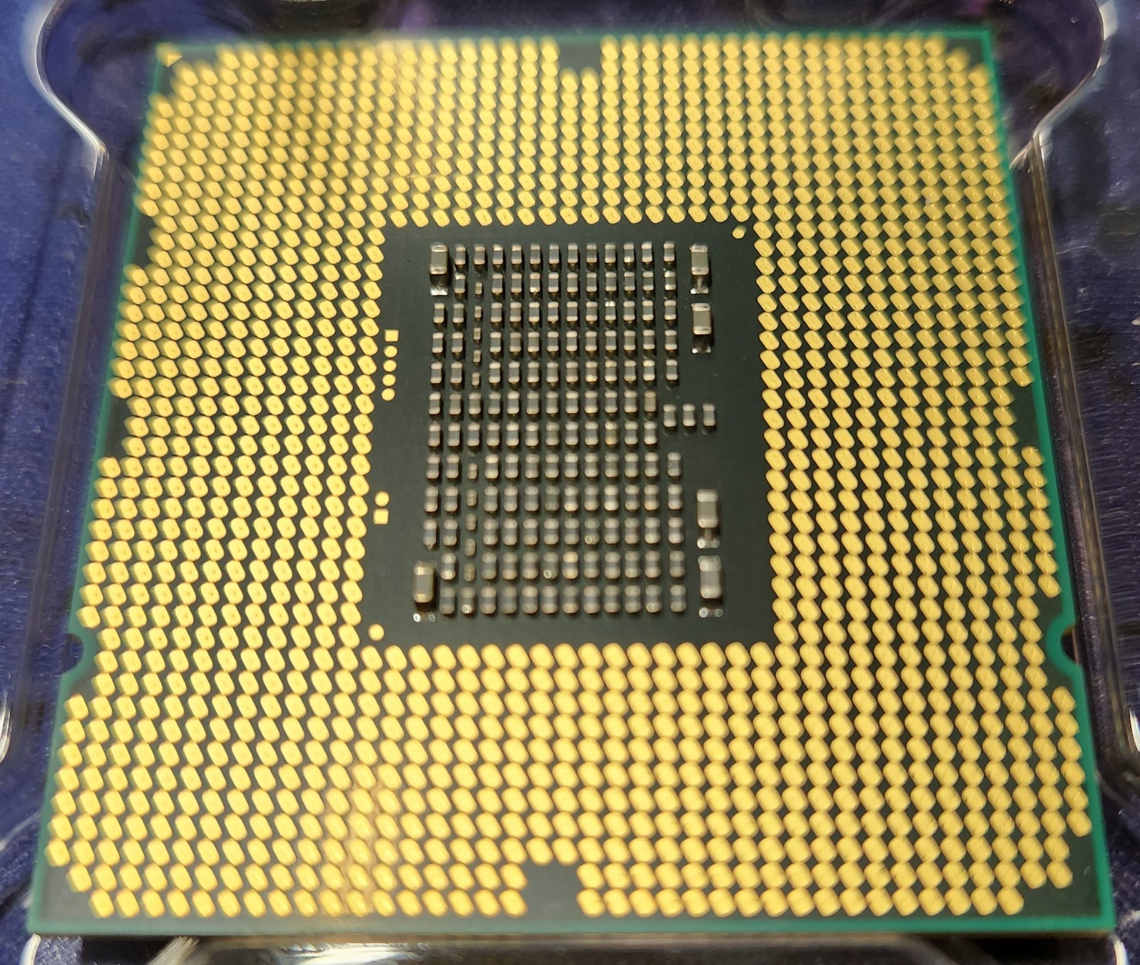 Intel Xeon Server Processor CPU E5620 (12M Cache- 2.40 GHz- 5.86 GT/s Intel QPI)