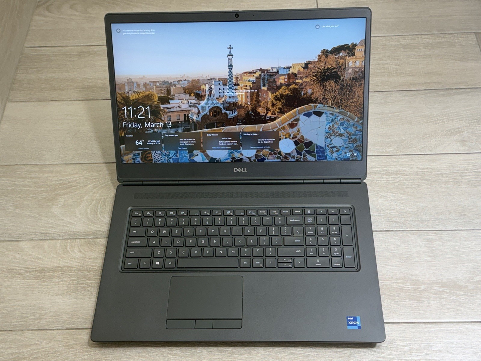 Dell Precision 7760 17.2″ Intel Xeon W-11855M 3.20GHz 16GB RAM 256GB SSD NVMe