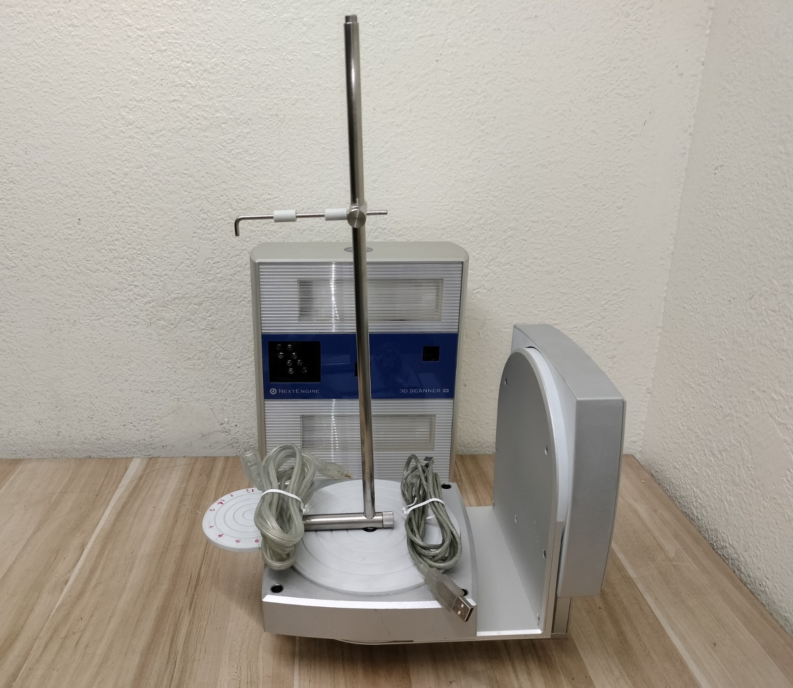 NextEngine Desktop 3D Scanner 2020i w/ AutoPositioner 2018