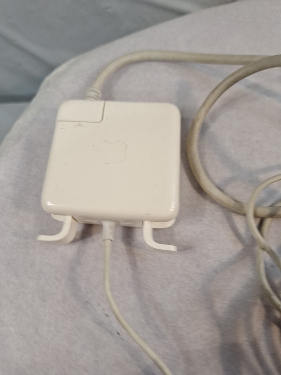 Apple MagSafe Charger One Size White Excellent 60W A1184 MacBook Pro Gear