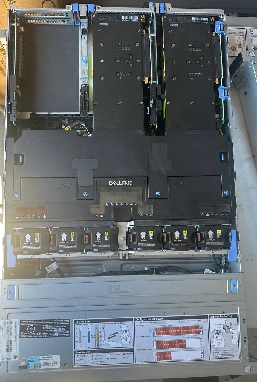 Dell PowerEdge R740XL GPU Server 2x Tesla P100 16GB 2x Gold 6132 NO RAM/NO HDD