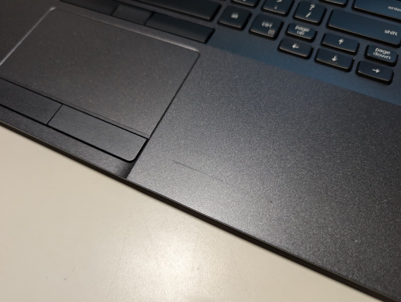 15″ Dell Latitude 5500 | i5 8th 16GB RAM 256GB SSD | HD Backlit Win 11 Pro