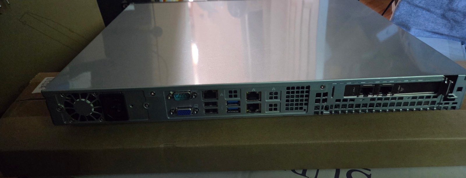Supermicro SuperServer 511R-ML