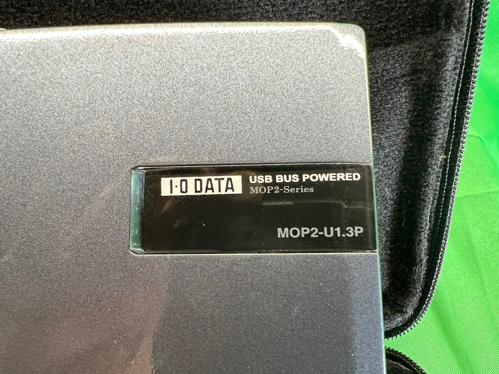 IO-DATA MOP2-U1.3P – 1300U2 MO1300 Pocket Drive 1.3GB MO – USB Powered w/ Case