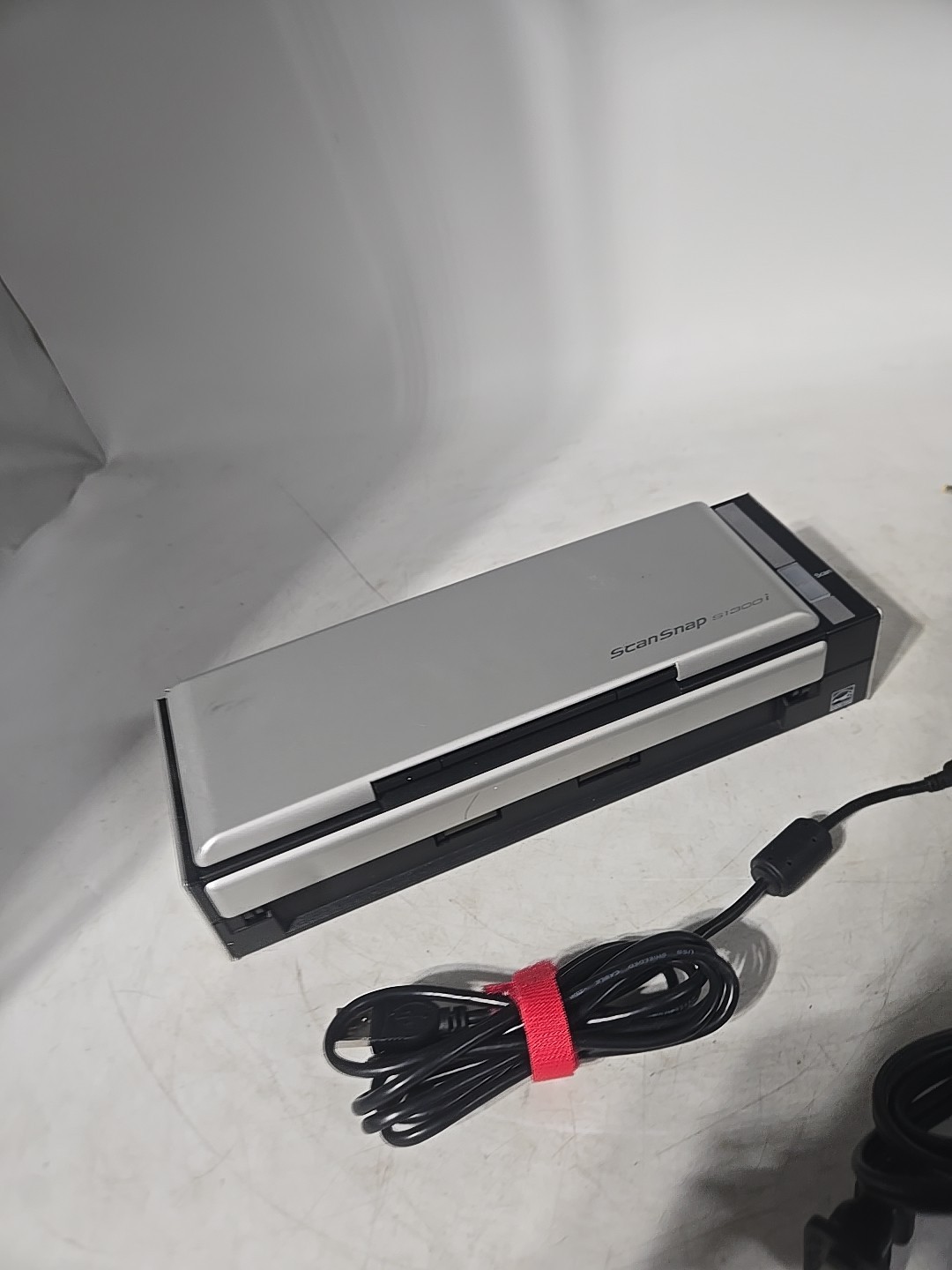 Fujitsu S1300i ScanSnap Document Scanner Working In Very Good Condition W/ Cords