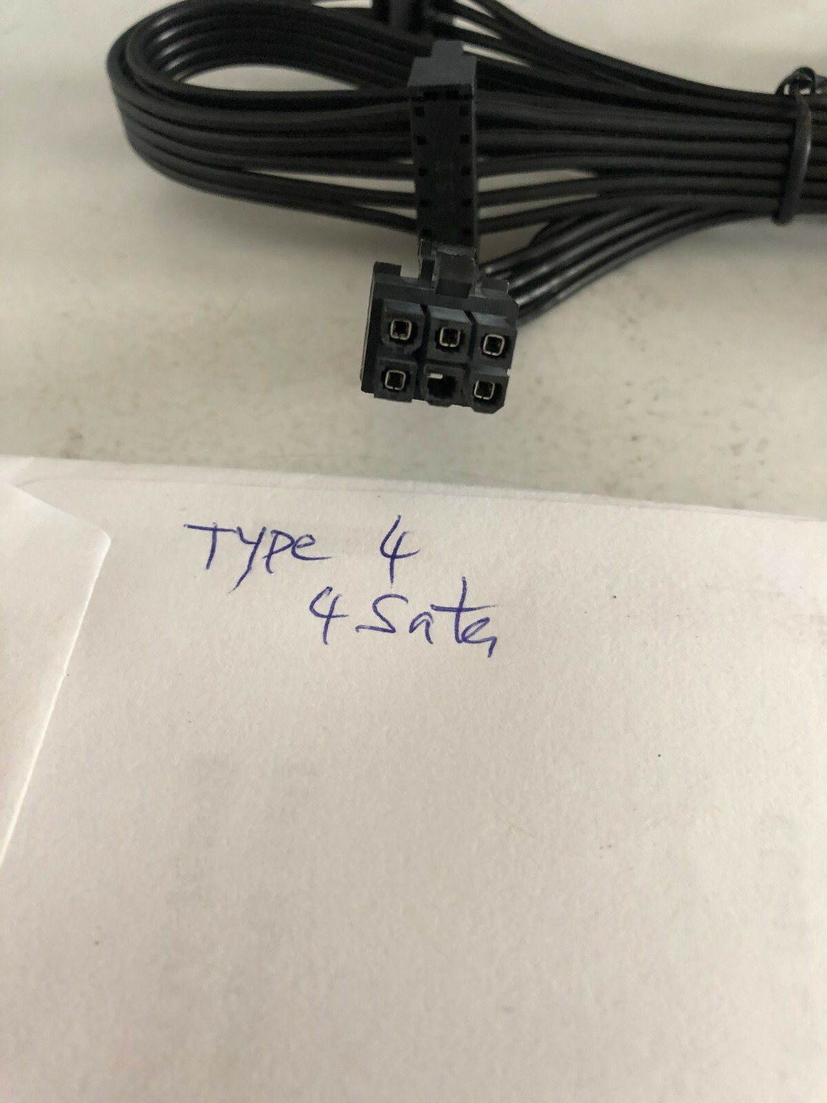 Corsair 6 Pin to 4x SATA DRIVER CABLE FOR Corsair hx1200 RM1000X RM850X RM750X