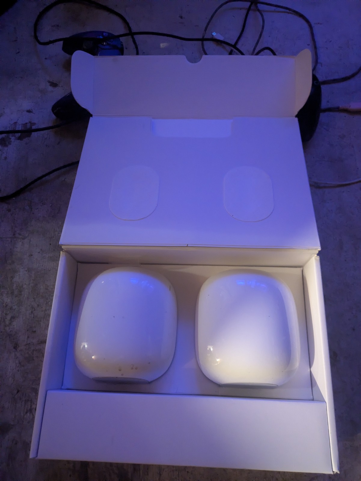 Google Nest Wifi Pro Wi-Fi 6E Router Mesh System – Snow (2-Pack)