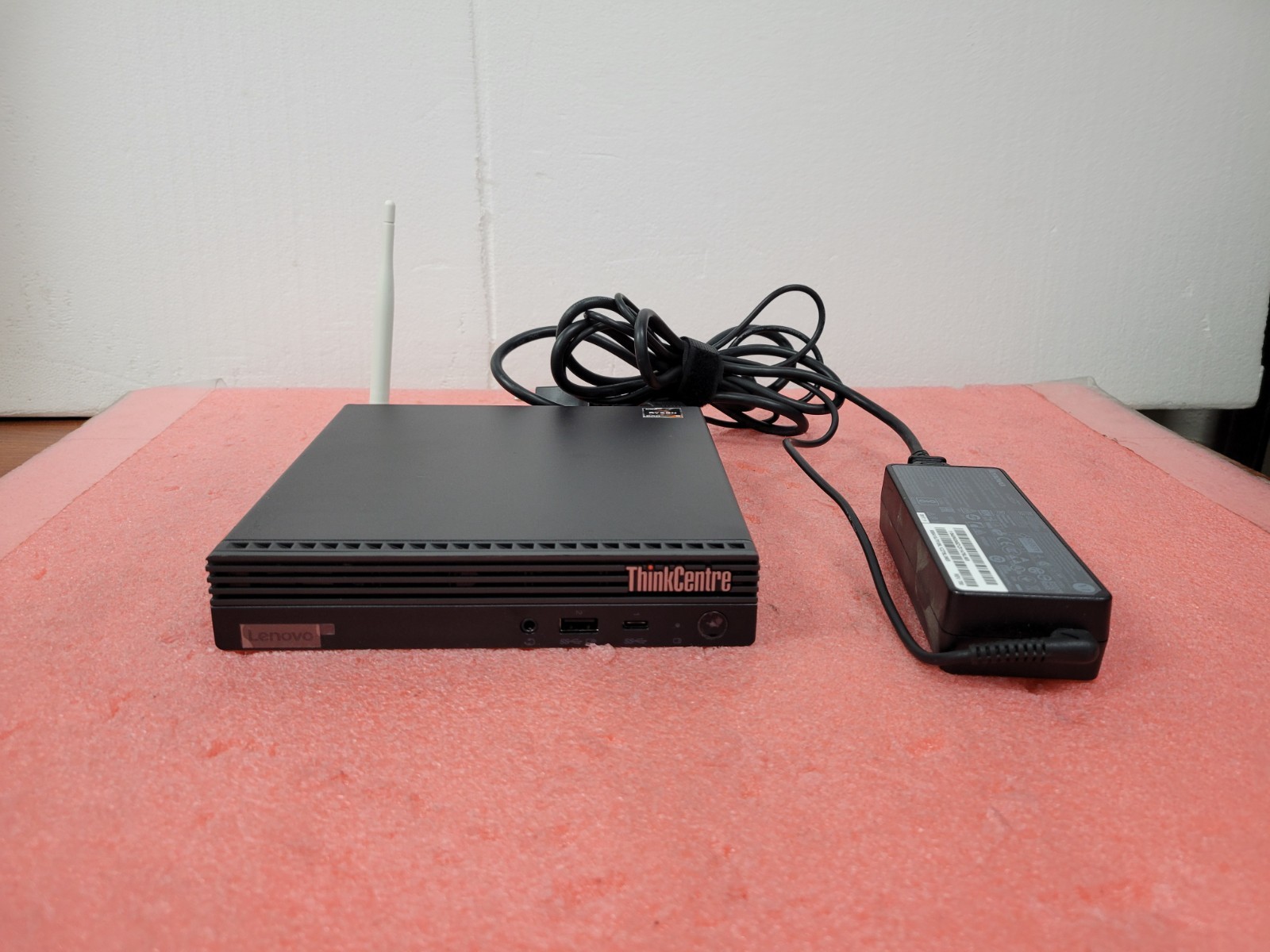Lenovo ThinkCentre M75q Gen 2 Ryzen 5 Pro 5650GE 16GB RAM 256GB SSD w/PA | C1240