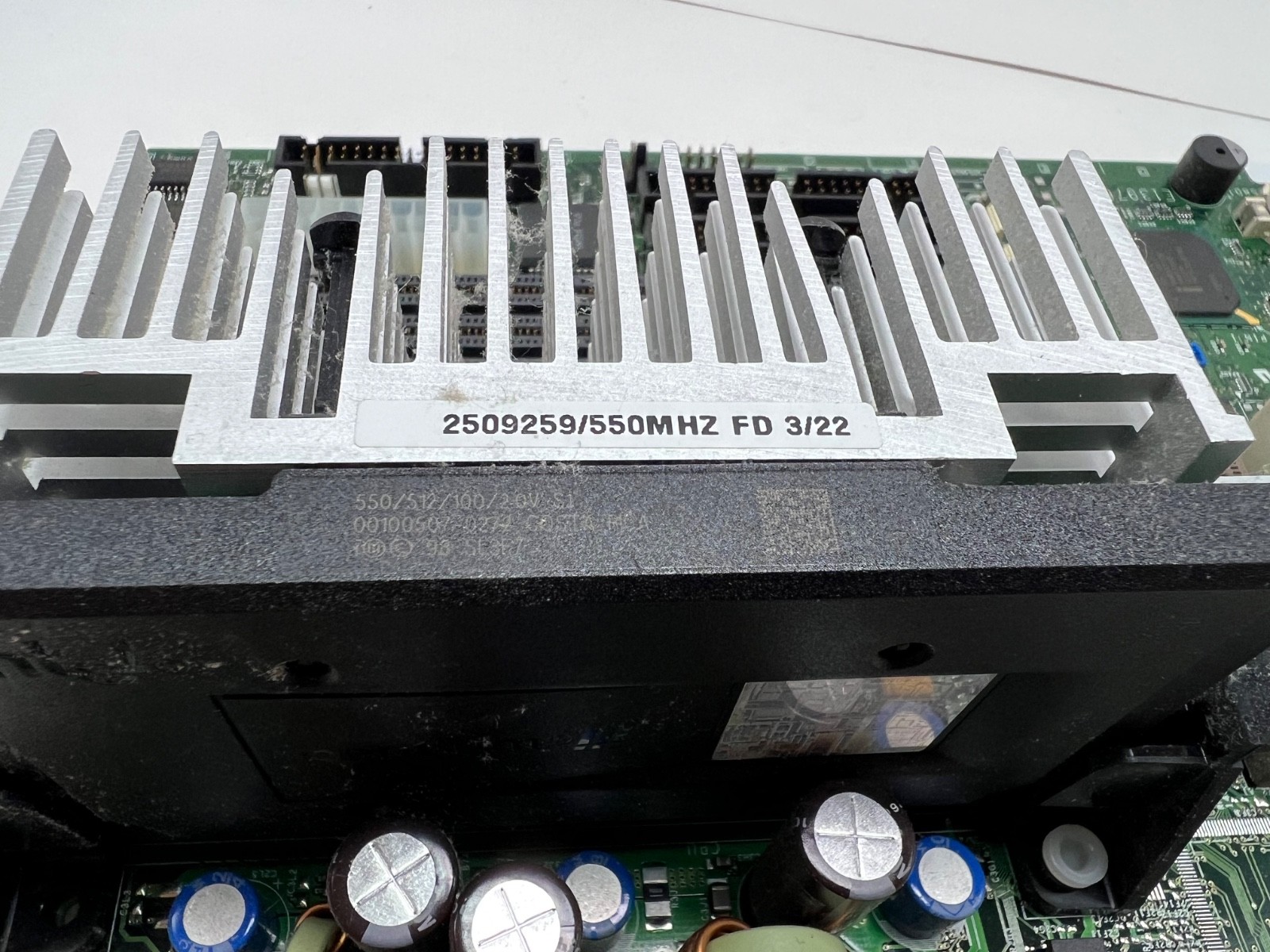 INTEL Pentium III MOTHERBOARD E139761