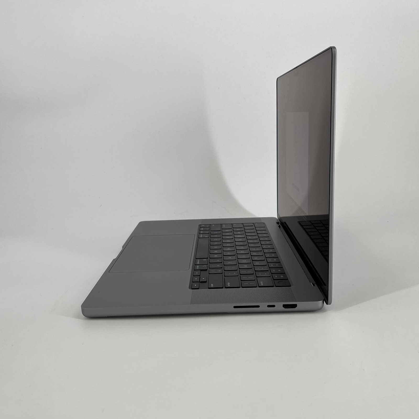 Apple MacBook Pro 16 Space Gray 2021 3.2GHz M1 Max 10-Core/32-Core 32GB 1TB Good