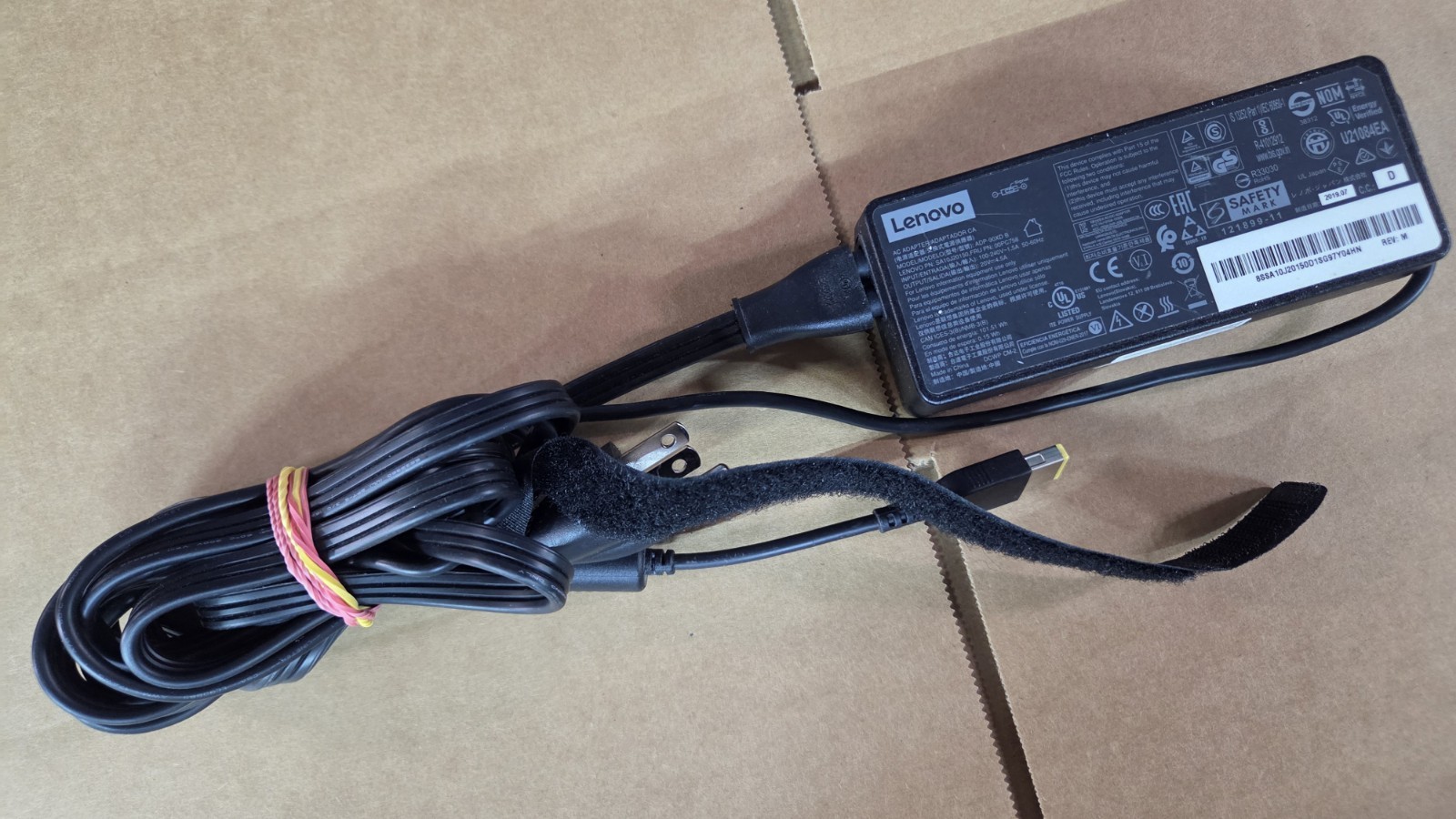LENOVO Laptop square plug Dock ThinkCentre 20V 4.5A 90W Charger AC Adapter