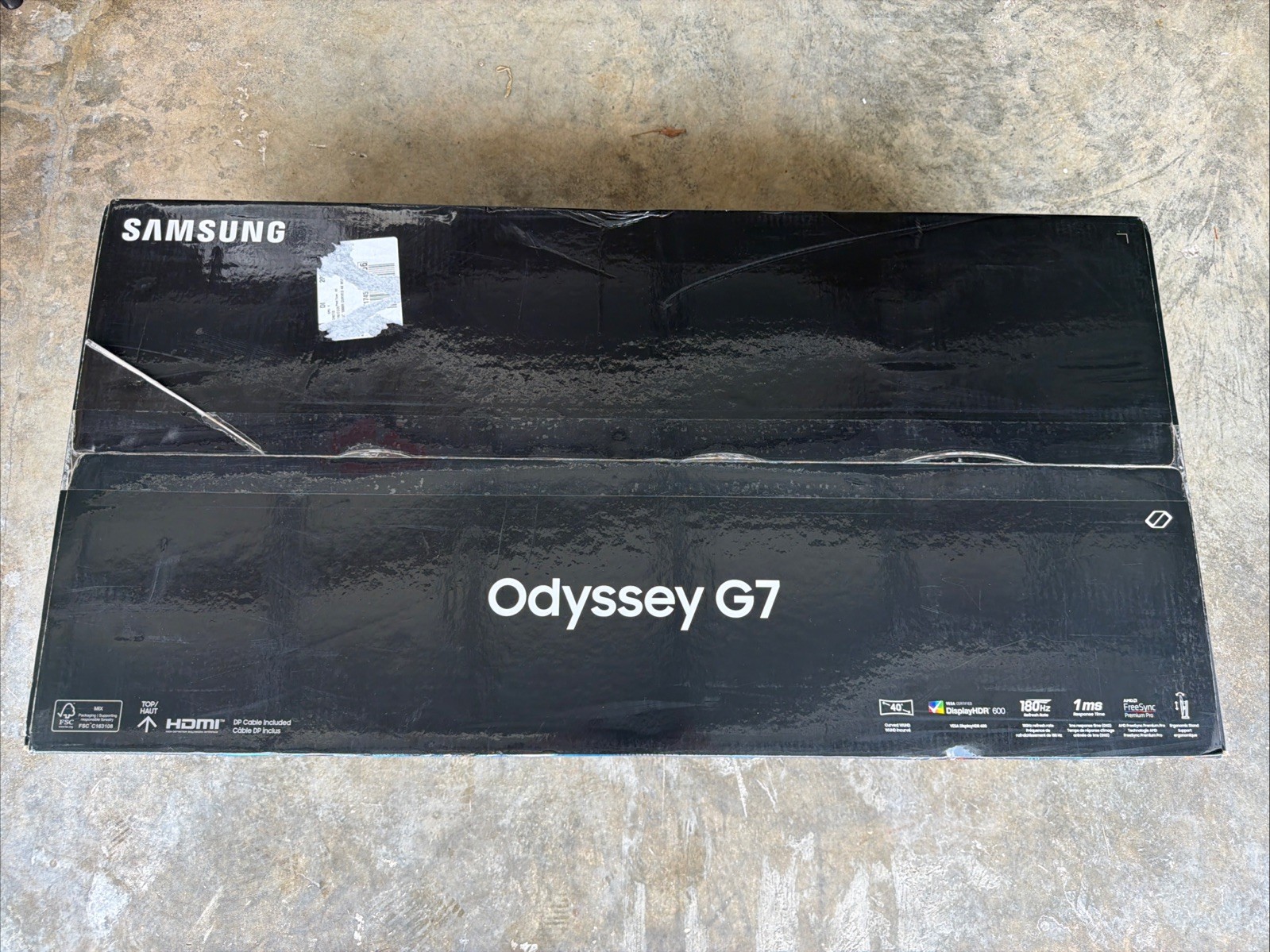 Samsung Odyssey G7 G75F 40″ 4K HDR 180 Hz Curved Ultrawide Gaming Monitor