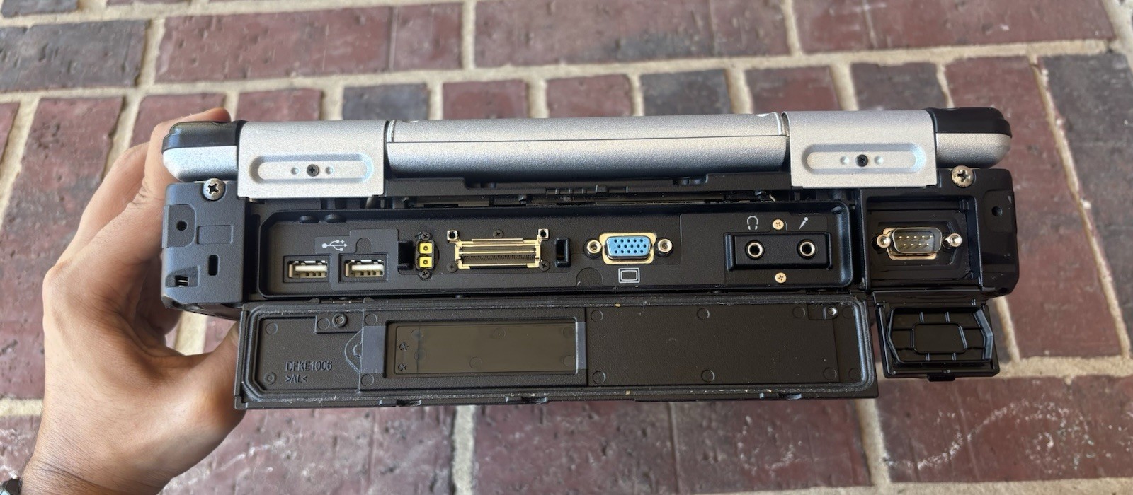 Panasonic Toughbook CF-31 MK1 Core i5 @2.40GHz 4GB 500GB HHD Win XP Rugged DVD