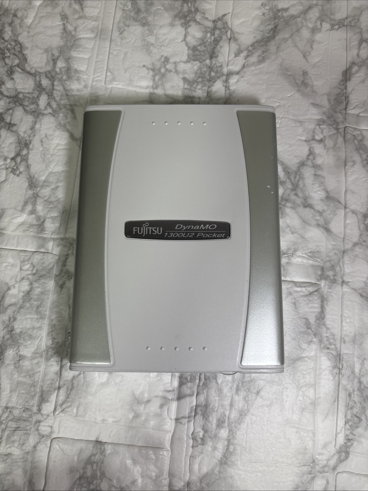 FUJITSU DynaMO 1300U2 Pocket DMO13PT2S 1.3GB MO disk compatible MO drive