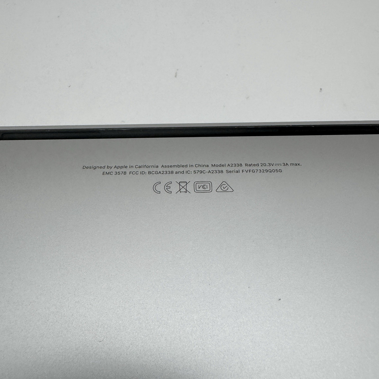 Apple MacBook Pro M1 2020 13″ Touch Bar A2338 | M1 8-Core | 8GB RAM | 256GB SSD