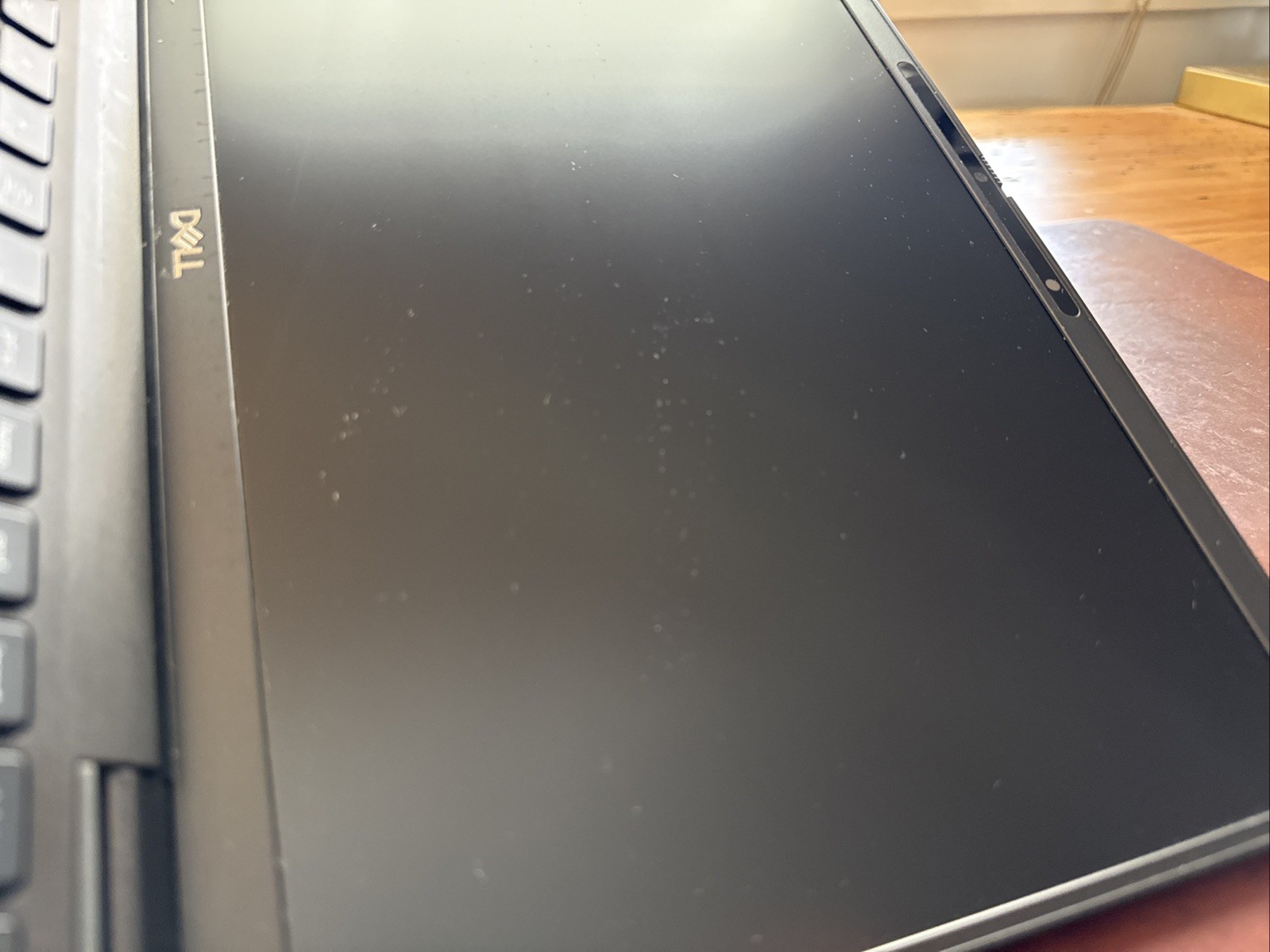 Dell Latitude 7410 14in FHD i7-10610U – 16GB RAM 256GB SSD – WORN KEYBOARD
