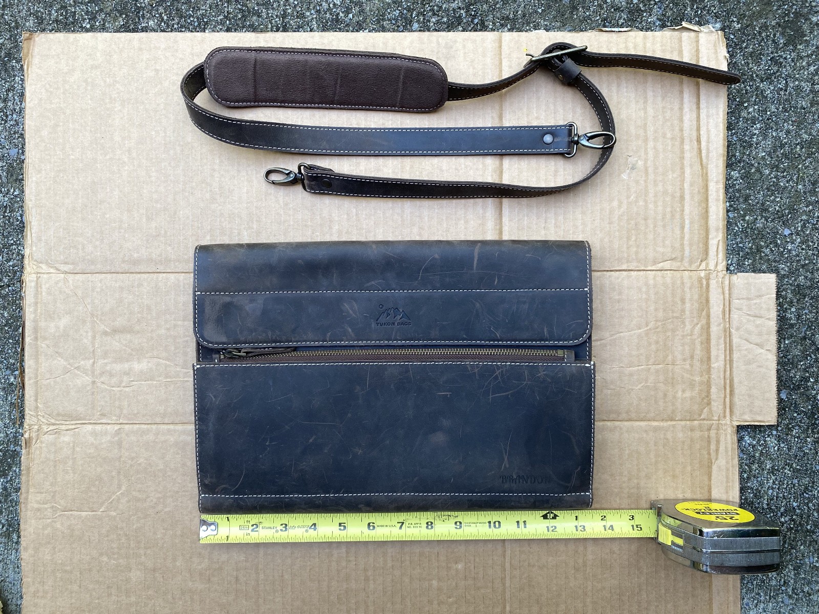 Yukon Bags Logan Laptop Sleeve with Strap Macbook (Like Saddleback Leather)