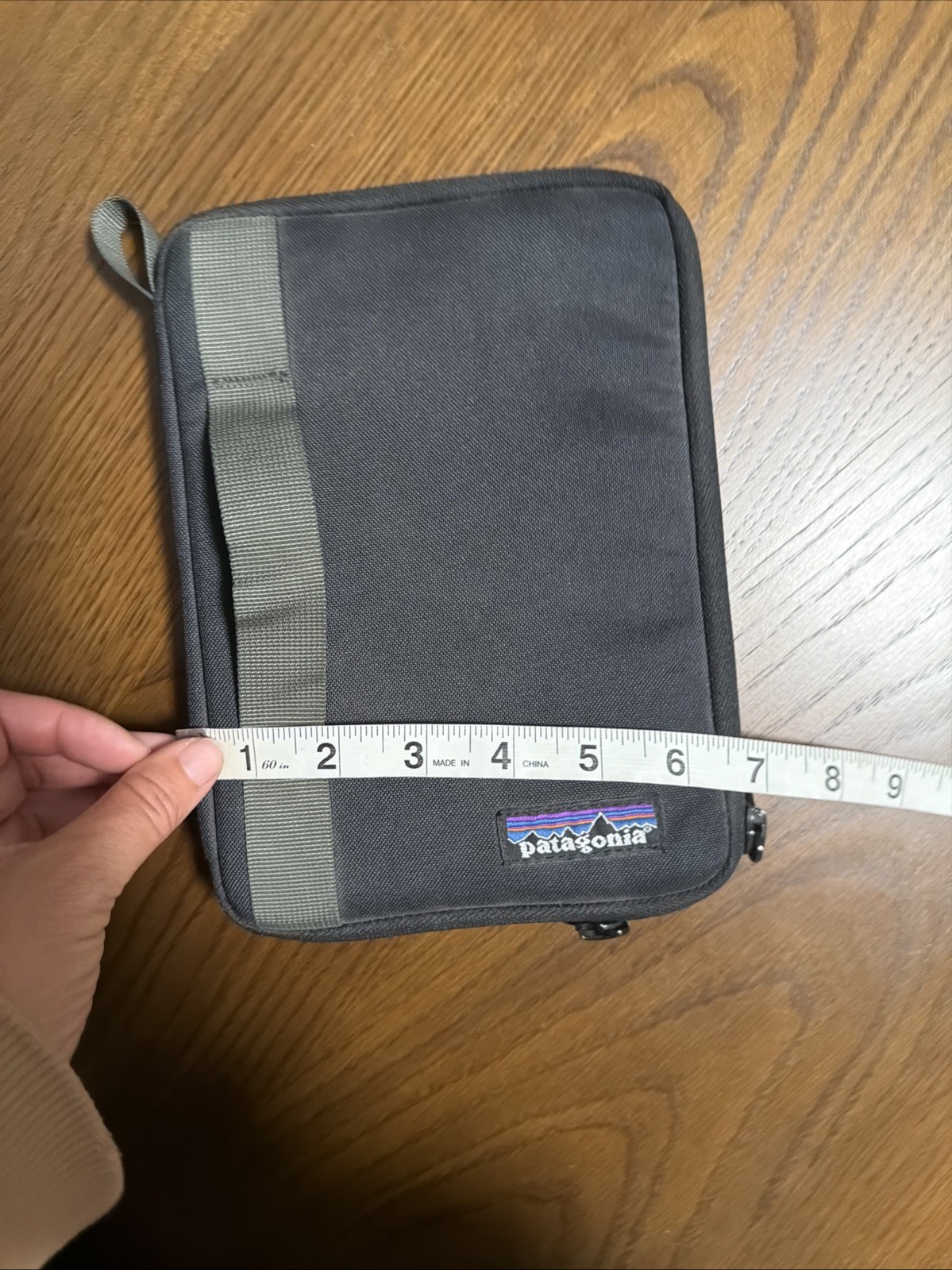 Patagonia Padded Organizer/Tablet Case Kindle Ipad Full Zip Black 9” X 6.5”