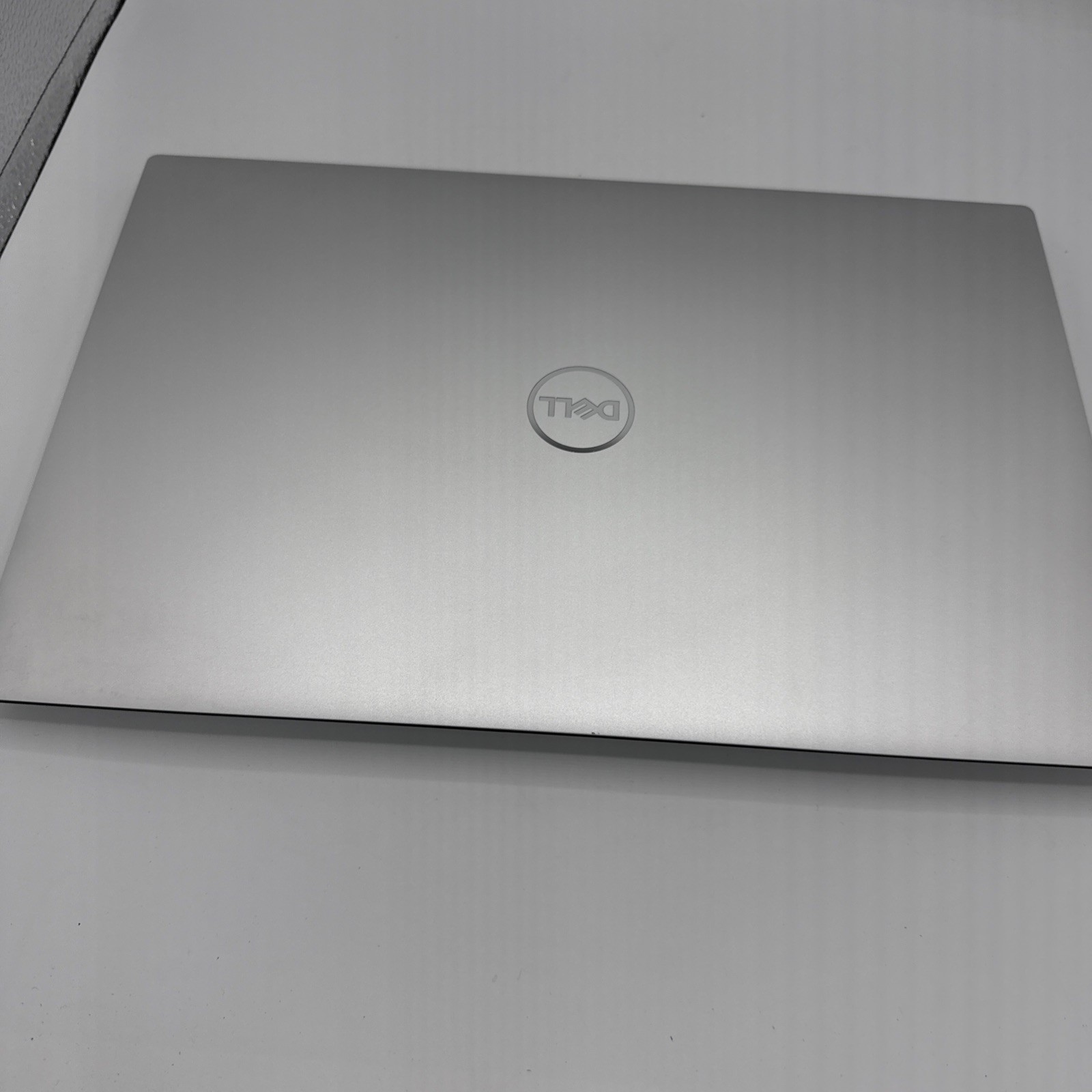 Dell XPS 15 9500 Laptop 2 in 1 I7-10th 1TB SSD 32gb Ram Nvidia Geforce Great