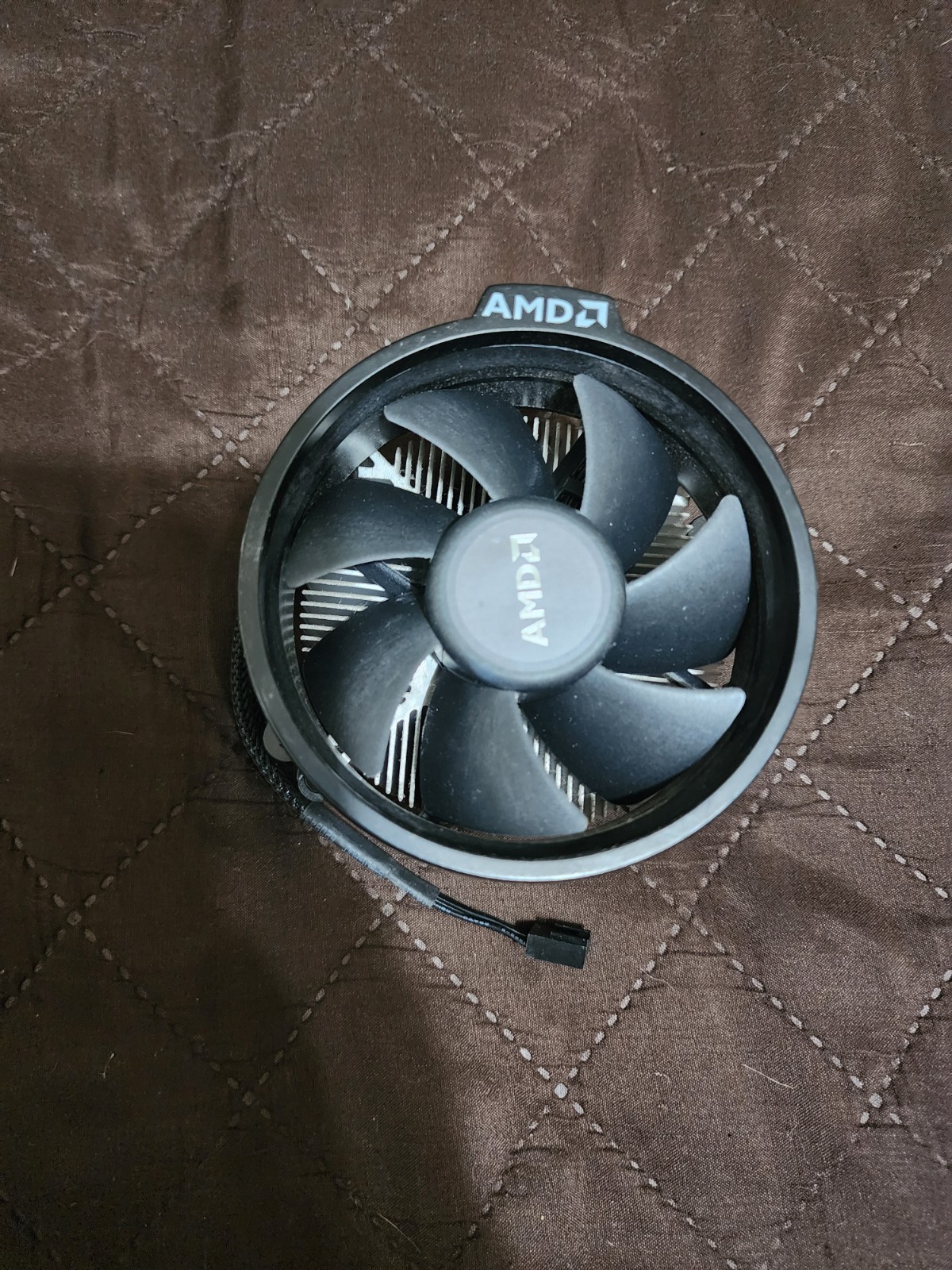 AMD Ryzen 5 1600 3.2GHz 6-Core AM4 Processor with Wraith Spire Cooler