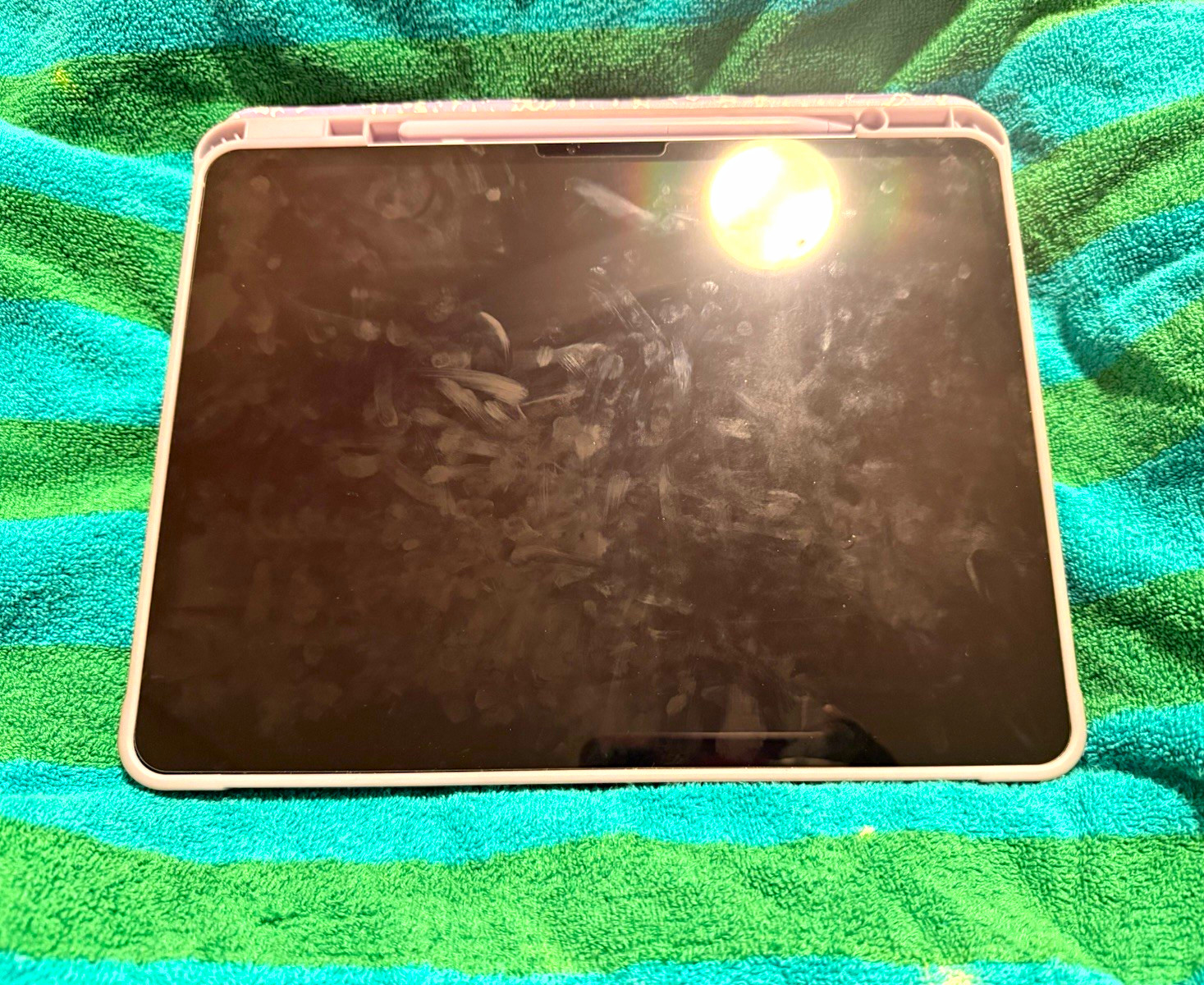 Apple iPad 13in 128GB Wi‑Fi AT&T Touch ID iPadOS Tablet Purple Case Bundle