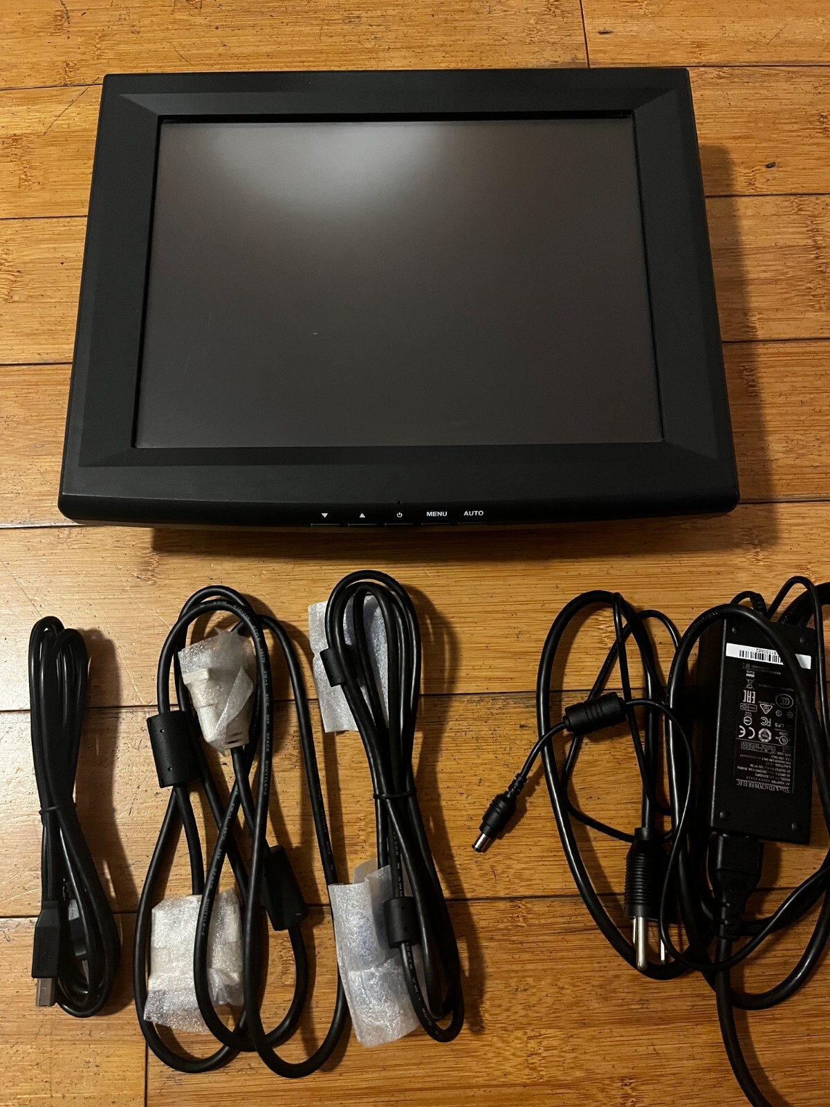 Xenarc 12.1″ Touchscreen LCD Monitor
