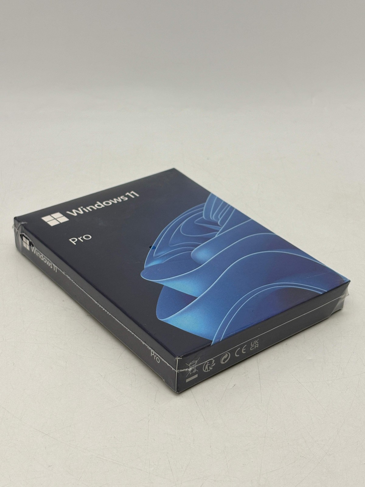 Microsoft Windows 11 Pro 32/64-Bit USB Flash Drive New In Box Genuine Retail