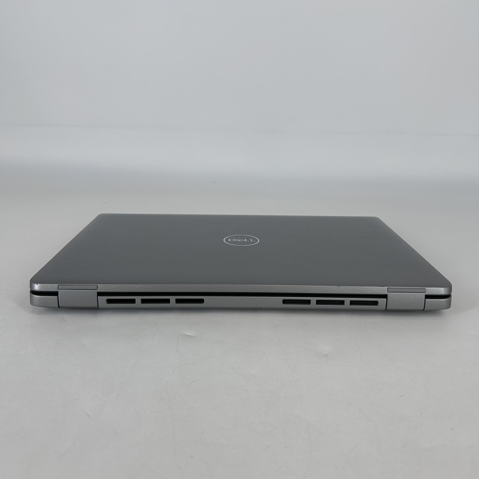 Dell Latitude 5450 14 Gray FHD 1.7 GHz Ultra 7 165U 32GB RAM 512GB SSD Good