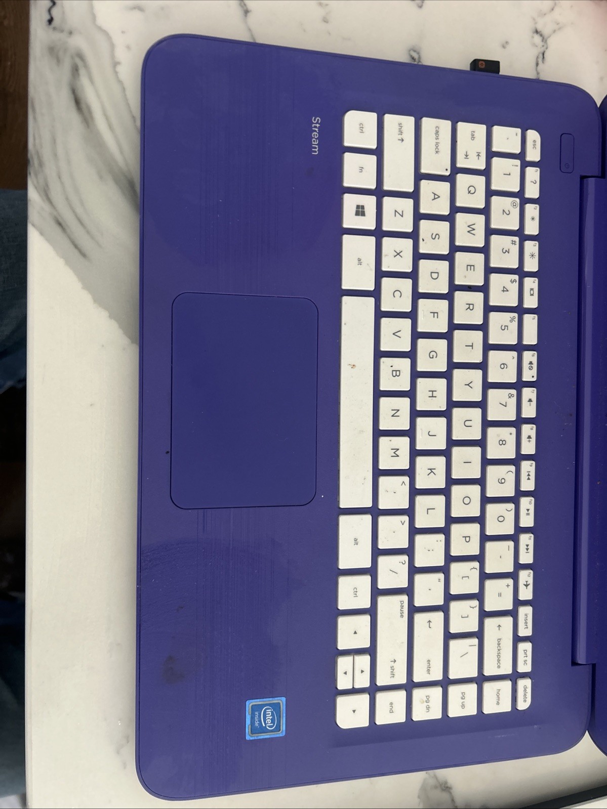 HP Stream Laptop 14-ax0xx with Intel Celeron Processor w/charger