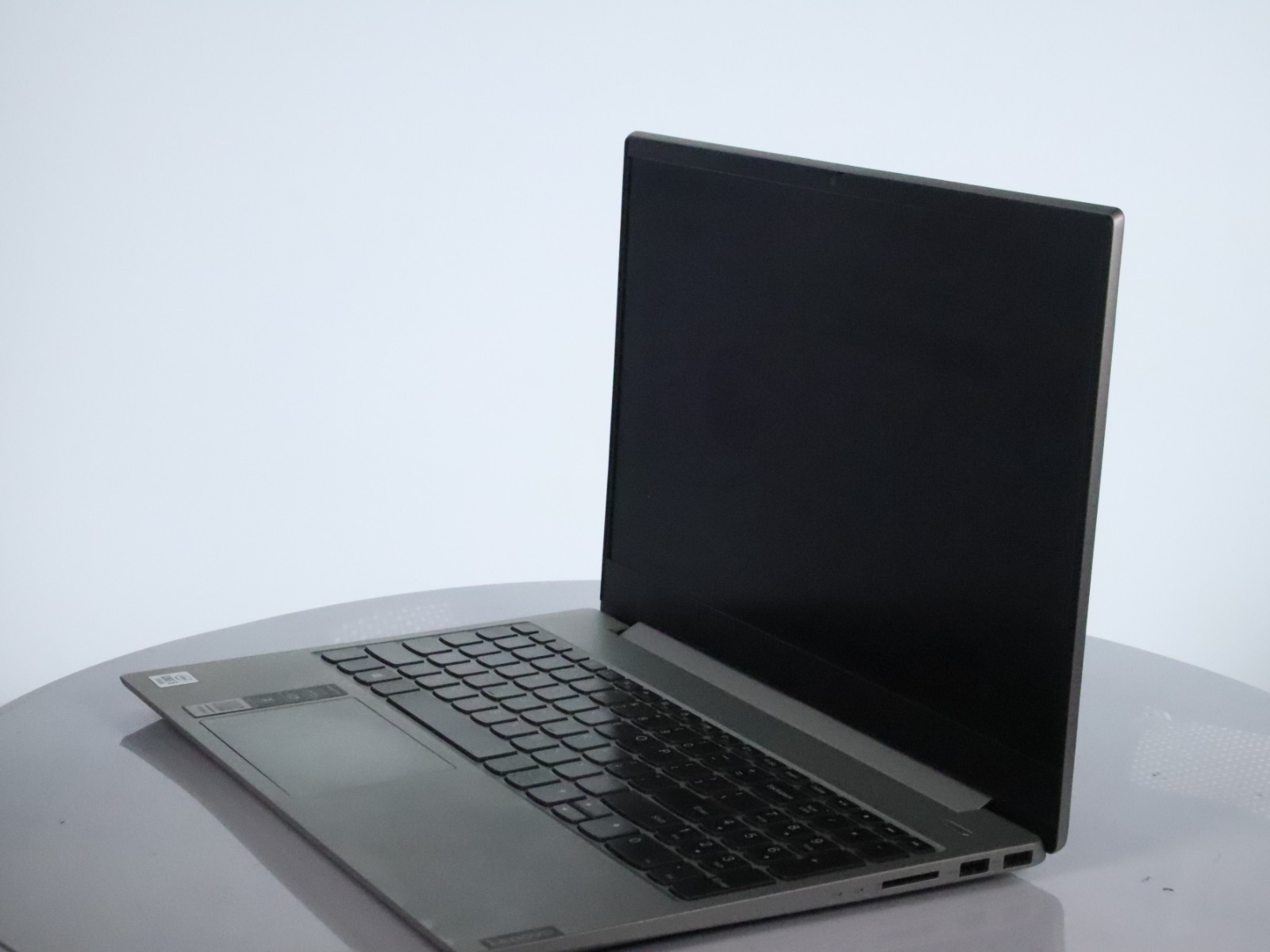 Lenovo Ideapad S340-15IIL Intel Core i5-1035G1 8GB RAM 256GB SSD W11P w/ AC Adap