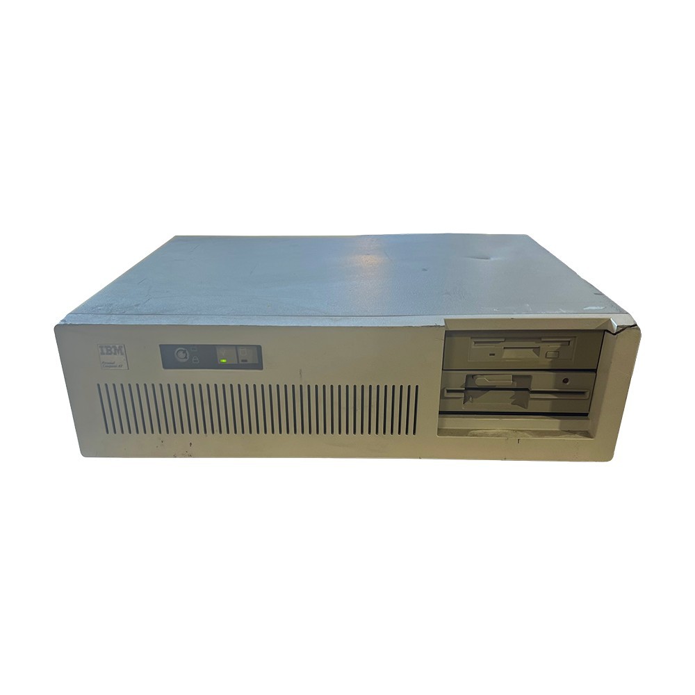 Vintage IBM 5170 PC AT Computer Case Unlocked Keylock Intact Front LED Powers On
