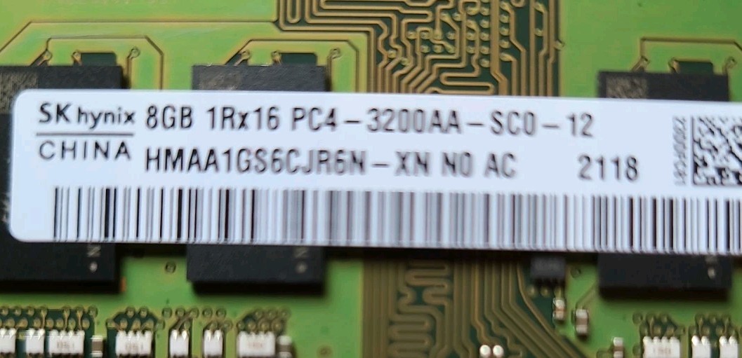 SK Hynix 8GB DDR4 SO-DIMM, PC4-3200AA, HMAA1GS6CJR6N-XN RAM