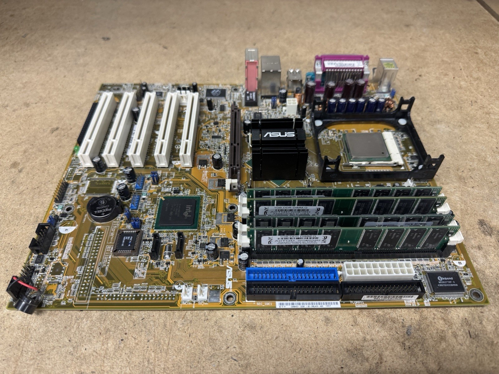 Asus P4P800 SE Mobo + Intel Pentium 4 3Ghz CPU + 4GB DDR1 RAM + HD9600 128MB GPU